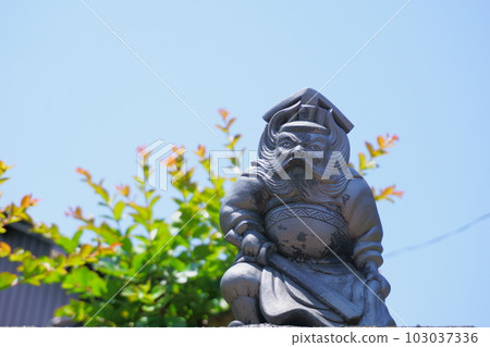 The guardian deity of the private house on the wall Shoki 4 103037336