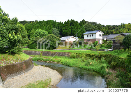 Samurai residence and surrounding scenery in Chiran, Minamikyushu City, Kagoshima Prefecture 103037776