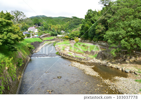Samurai residence and surrounding scenery in Chiran, Minamikyushu City, Kagoshima Prefecture 103037778