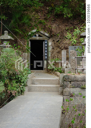 Josenji Temple 103039666