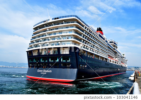 Luxury cruise ship Queen Elizabeth 103041146