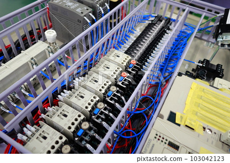 Contents of the control panel Wiring work 103042123