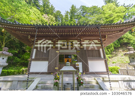 長谷寺藏骨堂（奈良縣櫻井市初瀨） 103046576