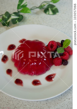 Raspberry jelly Raspberry jelly 103057066