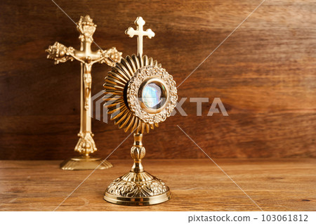 Corpus christi. Ostensory for worship for Catholic church ceremony. 103061812