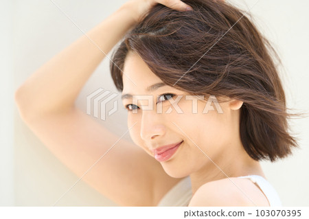 年輕的女士的肖像 103070395