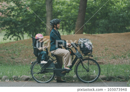 母子都戴頭盔 兒童自行車 103073948
