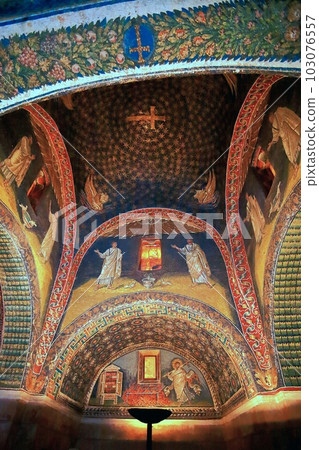 Ravenna Galla Placidia Mausoleum_03 Ravenna Galla Placidia Mausoleum_03 103076557