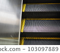 picture of escalator 103097889