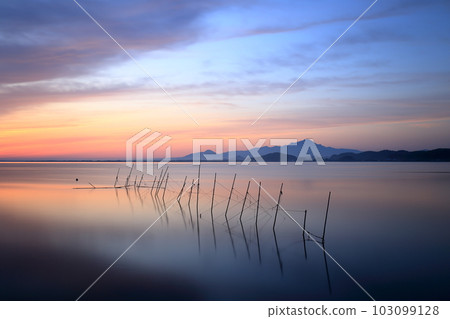 島根縣松江市日出時的寶木大山 103099128
