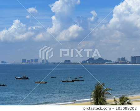 峴港,越南 My Khe 海灘與藍色的大海 / My Khe 海灘,峴港 峴港,越南 My Khe 海灘與藍色的大海 / My Khe 海灘,峴港 103099208