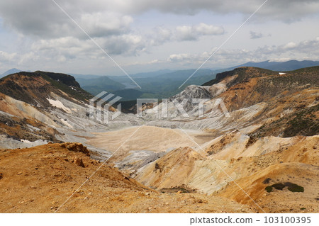 2023 年 5 月在福島縣的 Adatara 山 2023 年 5 月在福島縣的 Adatara 山 103100395