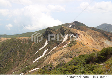 Mt. Adatara in Fukushima prefecture in May 2023 103100552