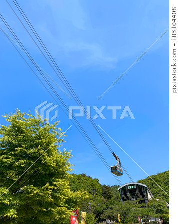 Fresh green and Beppu Ropeway Fresh green and Beppu Ropeway 103104408