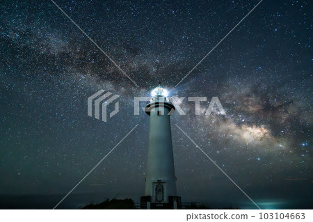 Milky Way and Lighthouse Tsumekizaki, Izu [Shizuoka Prefecture] 103104663