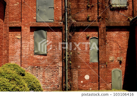 Noritake Forest Red Brick Noritake Square 103106416