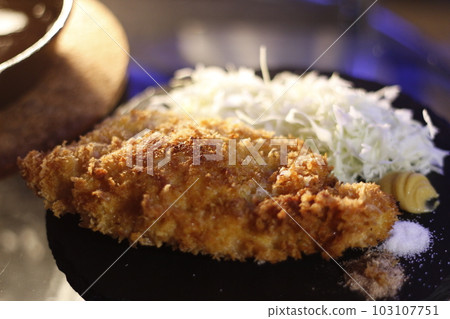 Handmade pork cutlet and shredded cabbage, mustard and truffle salt, herb salt 103107751
