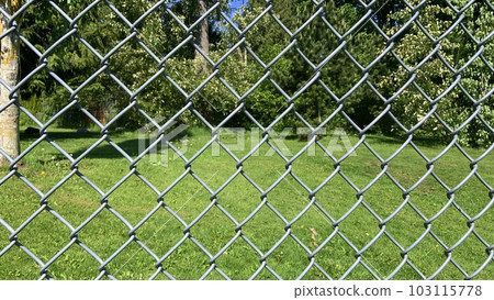 Fence 103115778