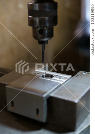 Threading with a Tapping Drilling Machine 103119090