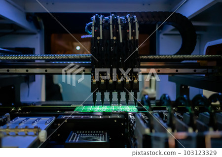 Automatic SMD pick and place machine assembling computer circuit board Automatic SMD pick and place machine assembling computer circuit board 103123329