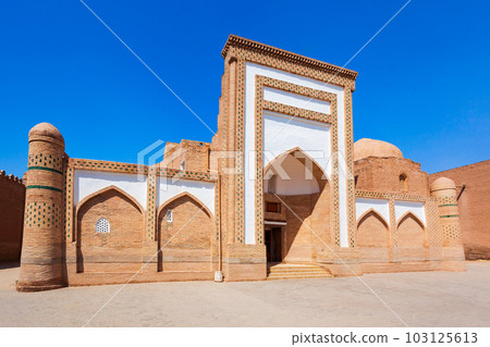 Muhammad Amin Inaq Madrassah, Khiva 103125613