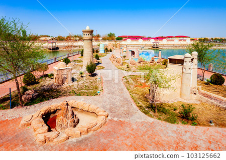 Uzbekistan miniature, Yoshlar Koli Lake island, Urgench 103125662