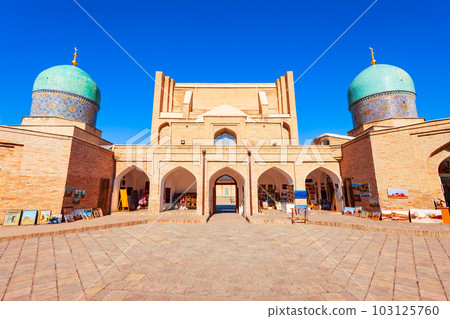 Hazrati Imam Mosque and Madrasah complex 103125760