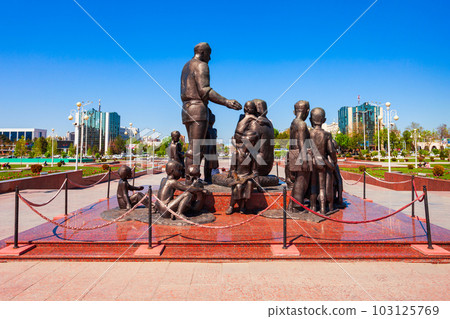 Friendship Peoples Monument, Bunyodkor square, Tashkent Friendship Peoples Monument, Bunyodkor square, Tashkent 103125769