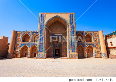 Ulugbek Madrasah, Poi Kalon complex, Bukhara Ulugbek Madrasah, Poi Kalon complex, Bukhara 103126210