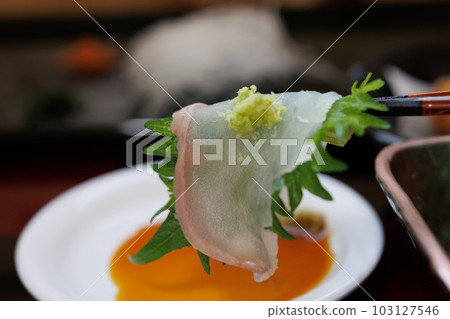 Angler fish sashimi (Kazamaura Village, Aomori Prefecture) Angler fish sashimi (Kazamaura Village, Aomori Prefecture) 103127546