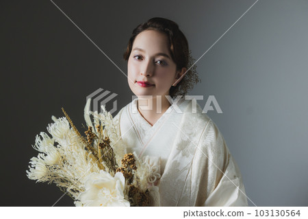 Shiromuku finger wave 103130564