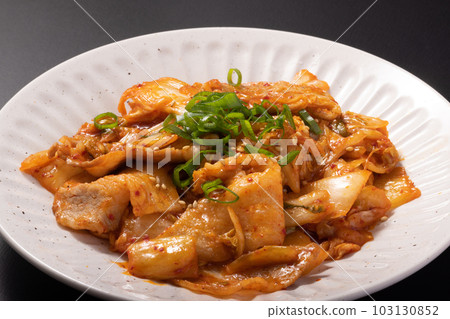 Pork kimchi 103130852