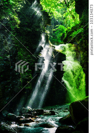 Yuhi Falls and Light Yuhi Falls and Light 103134873