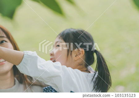 girl, young girl, child 103135123