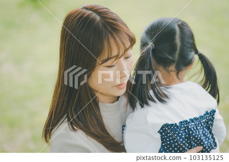 girl, young girl, child 103135125