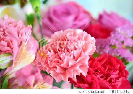 週年紀念花束（母親節） 103141212