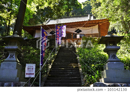 山梨縣韭崎市神山町武田八幡宮參拜堂 山梨縣韭崎市神山町武田八幡宮參拜堂 103142130
