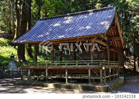 Takeda Hachimangu Shrine Kagura Hall Kamiyama-cho, Nirasaki City, Yamanashi Prefecture 103142138