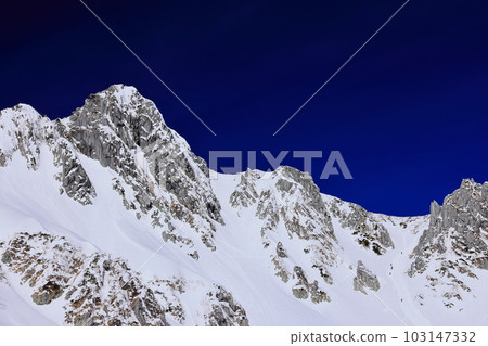 Houkendake from Senjojiki Cirque in winter 103147332