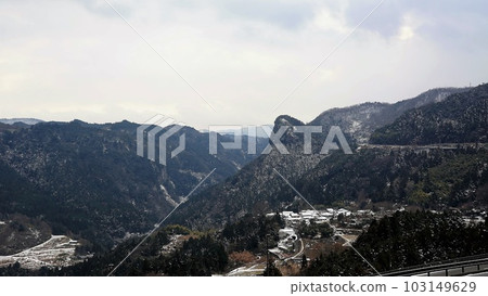 Mr. Akiba, Nishishiiya Yaba, Oita Prefecture in winter, doesn't it look like "Usa's Machu Picchu"? 103149629