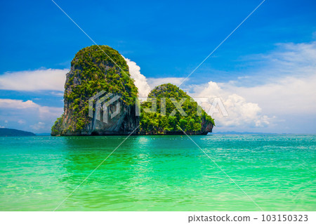 Clear water beach in Thailand Clear water beach in Thailand 103150323