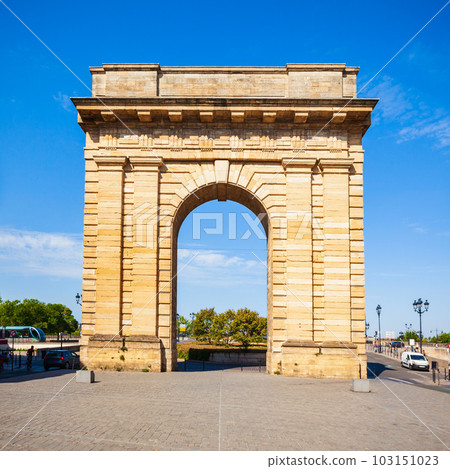 La porte Cailhau Gate, Bordeaux 103151023