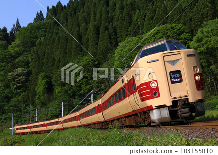 白備線特快八雲：381系列車（JNR彩色復興編隊） 103155010