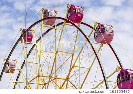 Ferris wheel and sky 103155485