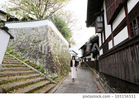 Usuki City, Oita Prefecture Traveling alone in the castle town Female 103156531