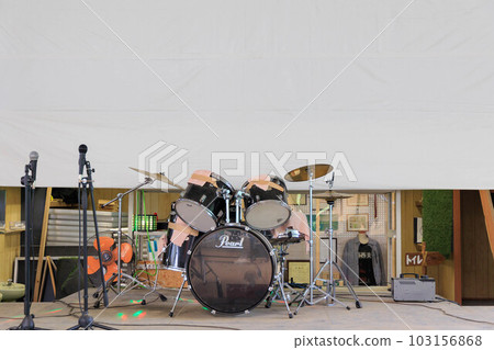 studio image 103156868