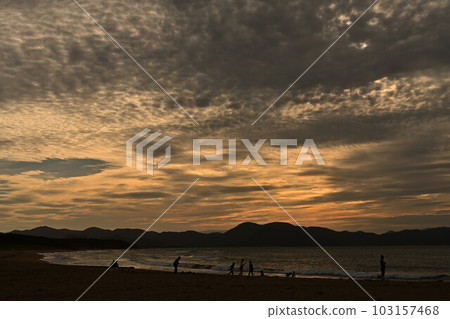 從日落海岸 從日落海岸 103157468