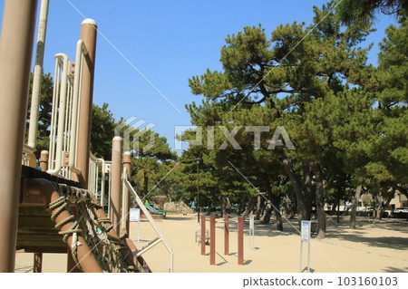 日本公園:有鬆樹林的蘆屋公園(兵庫縣蘆屋市) 日本公園:有鬆樹林的蘆屋公園(兵庫縣蘆屋市) 103160103