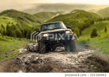 Off road car 103160863