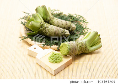 磨碎的芥末 磨碎的芥末 103161205